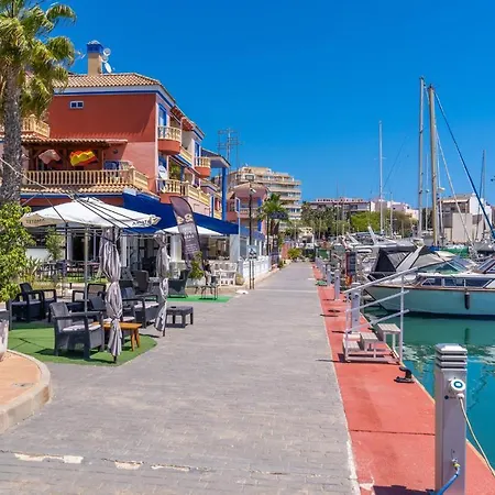 Διαμέρισμα Amazing In With Harbor View Τορεβιέχα