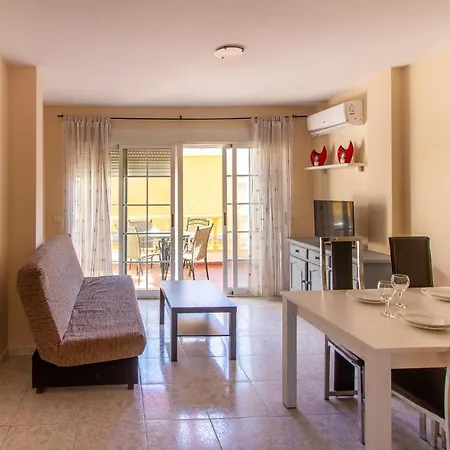Appartement Amazing In With Harbor View Torrevieja
